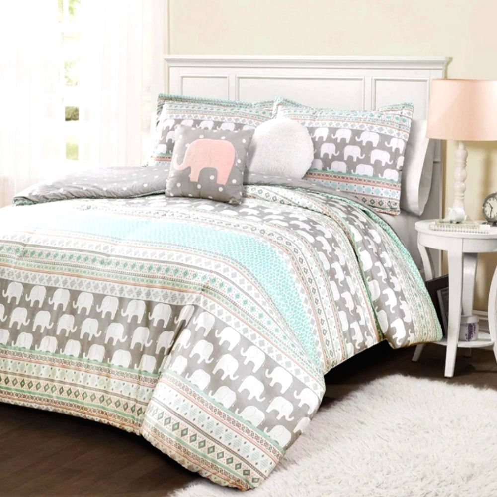 Lush Decor 5pc Full/Queen Elephant Striped Reversible Comforter Bedding Set NWT